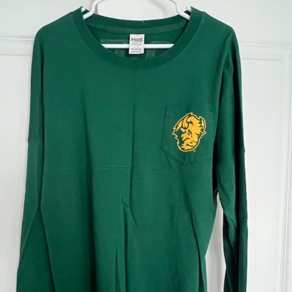 *LIKE NEW* Green NDSU Pullover with Gold Sequins - Picture 1 of 3